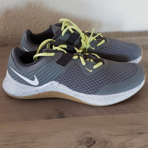 Nike MC Trainer Sneakers Smoke Grey NEW - Picture 9 of 10